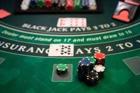 Cash Out settlement value breakdown showing odds recalculation on domino99